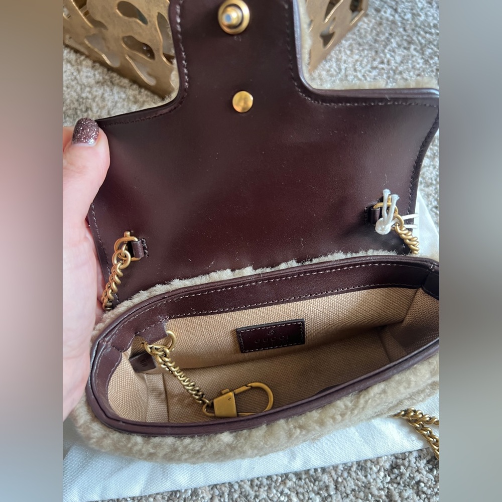 Gucci GG 2.0 Mini Marmot Leather Trimmed Tan Shearling with Gold Chain Bag - Picture 6 of 15